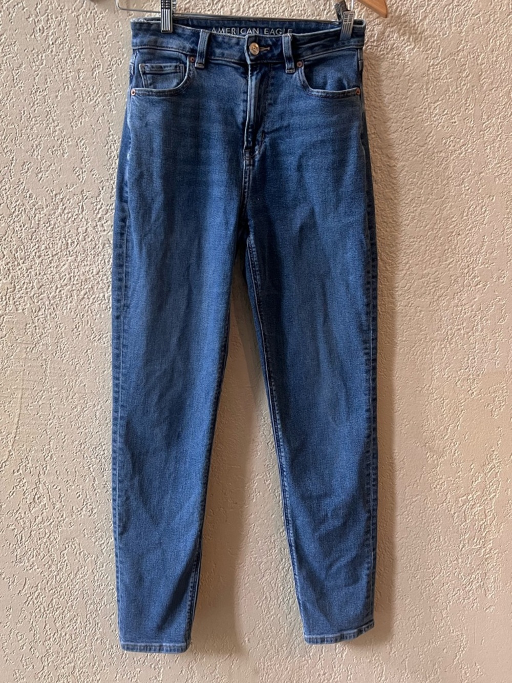 American Eagle Outfitters Womens Mom Skinny Jeans
Size 4L Dark Wash - Picture 2 of 8